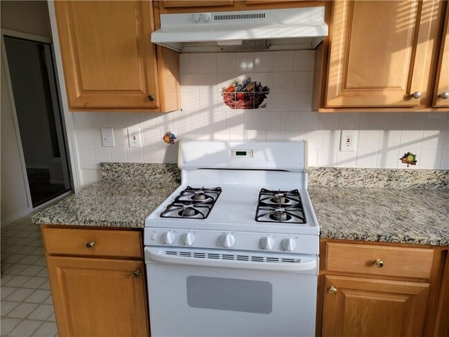 Building Photo - 5072 Raventhorpe Ct