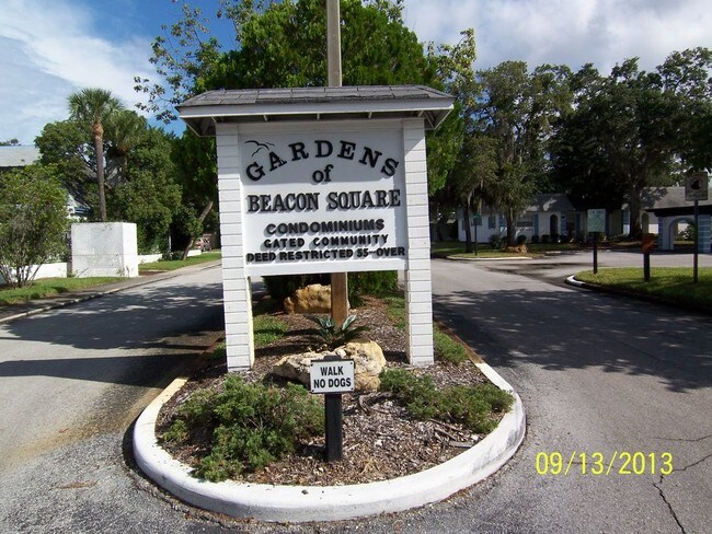 Building Photo - Gardens of Beacon Square - 55 Community