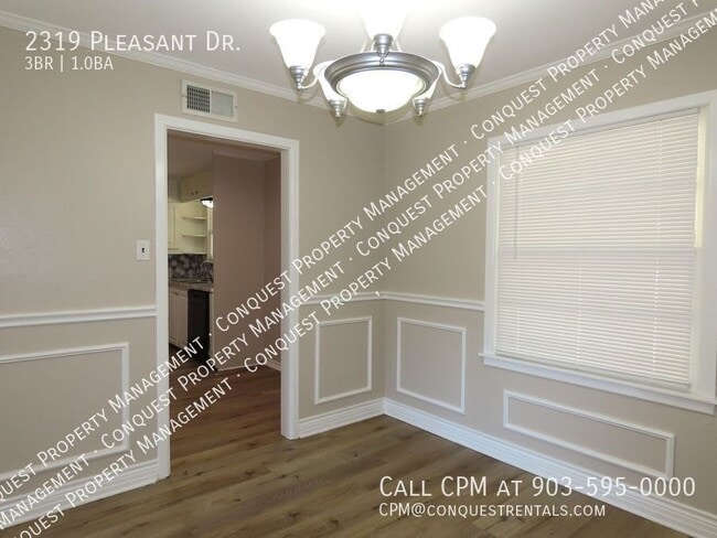 Building Photo - 2319 Pleasant Dr