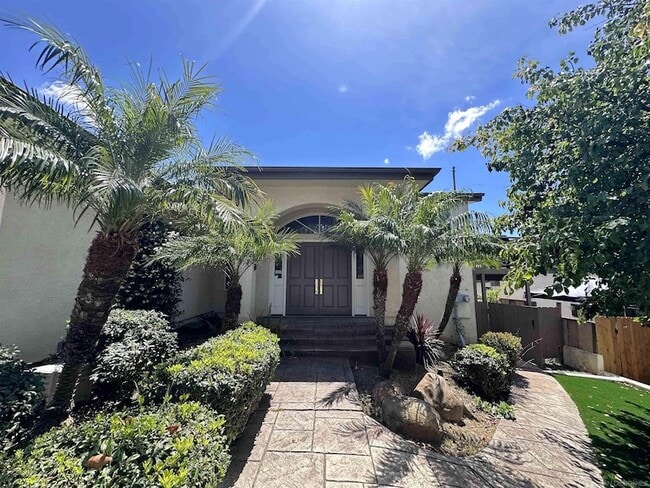 Building Photo - 3539 Mt Laurence Dr