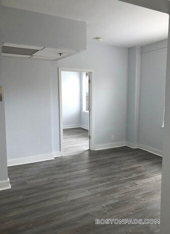 Building Photo - 475 Commonwealth Ave