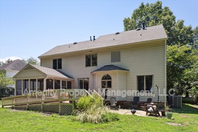 Building Photo - 203 Water Fowl Dr