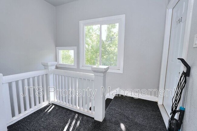 Building Photo - 1119-200 24th St