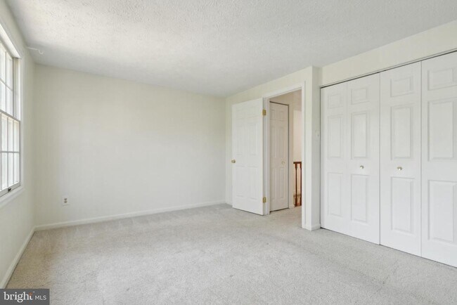 Building Photo - 8483 Aurora Ct