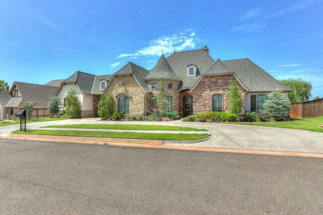 Building Photo - Luxury Living in Rosecreek – 4-Bedroom Home in Deer Creek Schools!