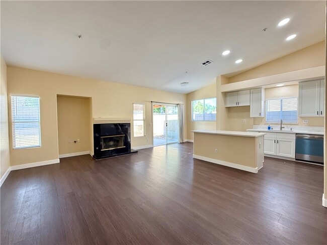 Building Photo - 17210 Volante Ct