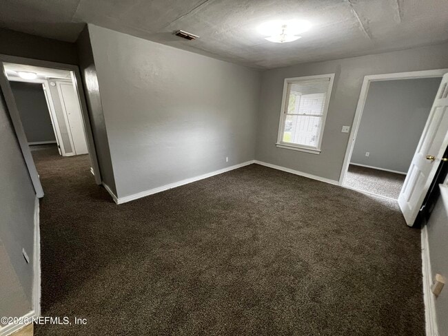 Building Photo - 5035 Campenella Dr