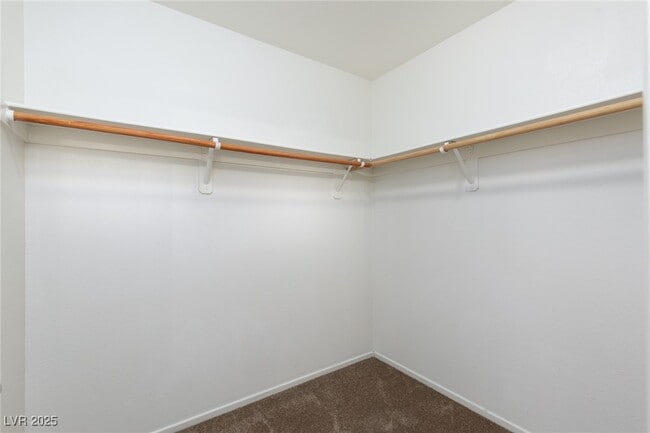 Building Photo - 3636 E Carisbrook Dr
