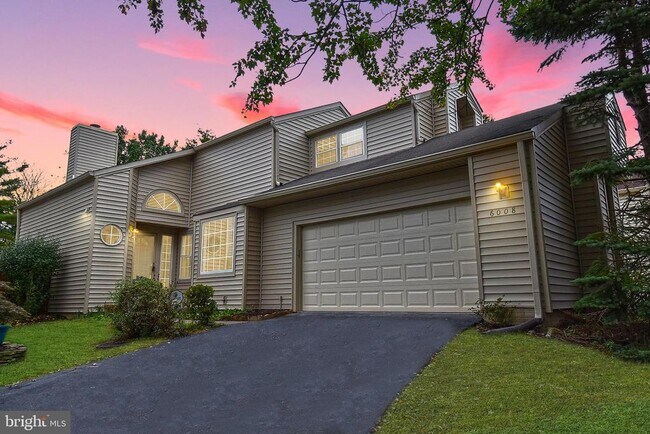 Building Photo - 6008 Good Lion Ct