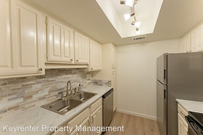 Building Photo - 1 br, 1 bath House - 8210 Bent Tree Rd Uni...