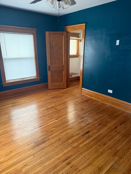 Building Photo - 208-212 Blackhawk St