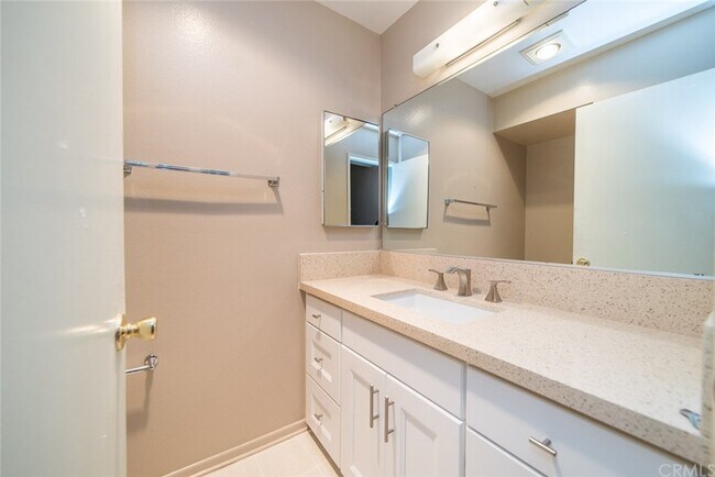 Building Photo - 160 Tangelo-