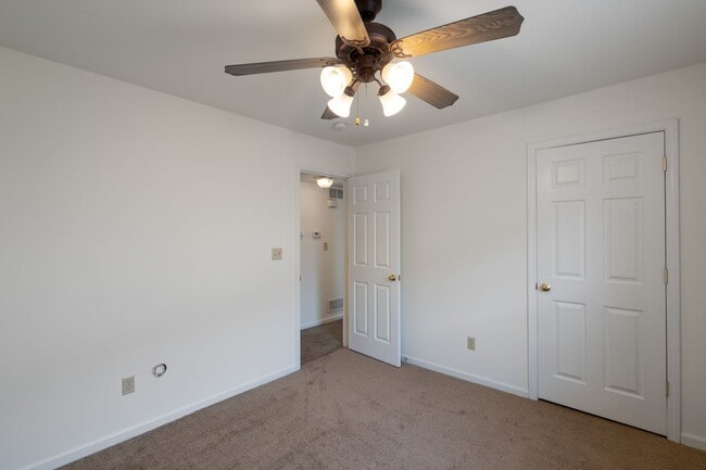 Building Photo - 3507-3509 Delmar Ct.