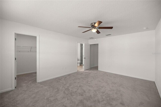 Building Photo - 3613 SE 37th Ct