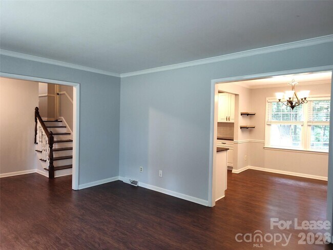Building Photo - 5812 Donegal Dr