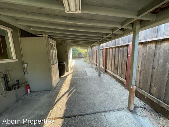 Building Photo - 4 br, 3 bath House - 1511 Primm Ave