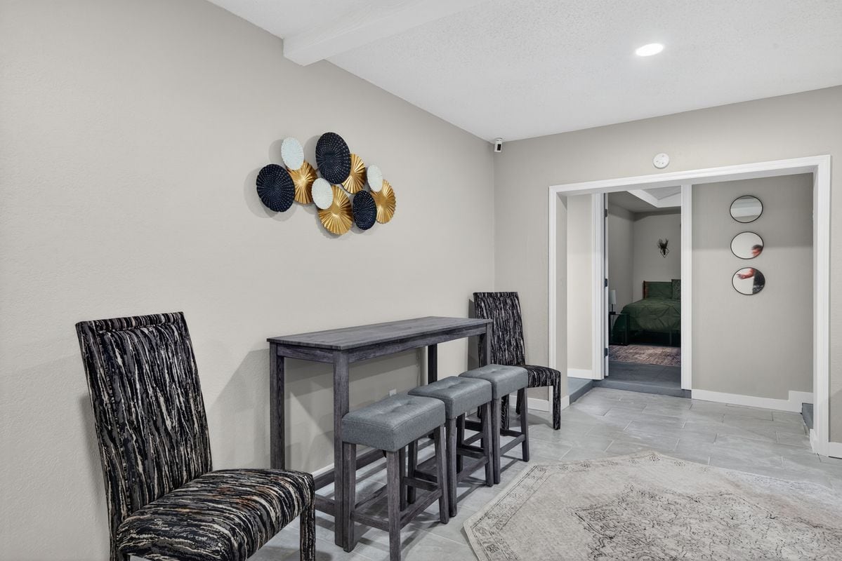 Building Photo - 1941 Brown Rd