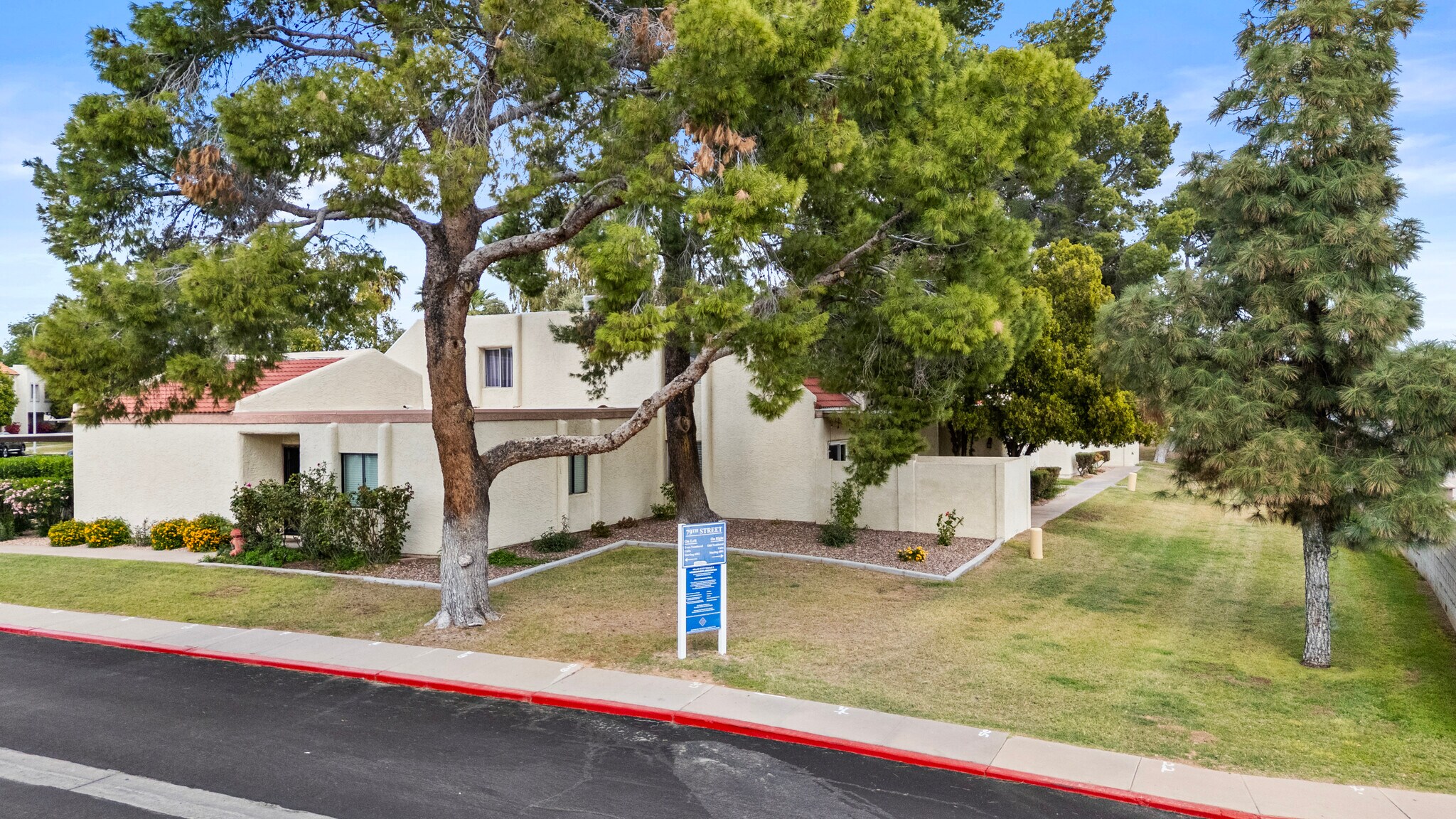 Building Photo - 6007 N 79th Street