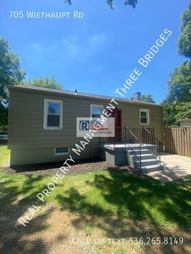 Building Photo - 705 Wiethaupt Rd