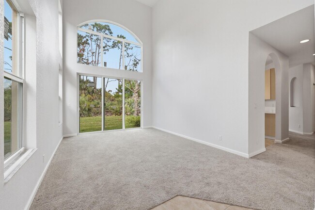 Building Photo - 5601 Spanish River Rd