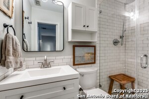 Building Photo - 185 Bryn Mawr Dr