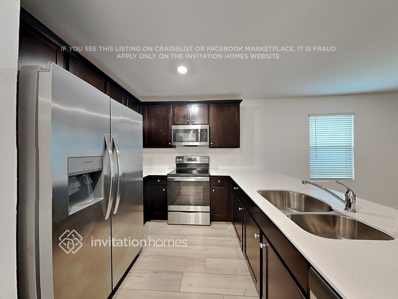 Building Photo - 1338 Mosely Cir