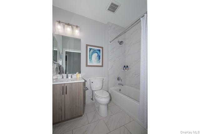 Building Photo - 155 Sutton Ct