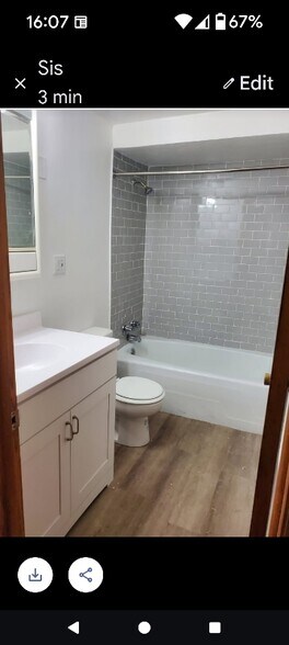 Building Photo - 1323 W Garfield Blvd