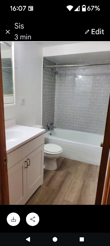 Building Photo - 1323 W Garfield Blvd