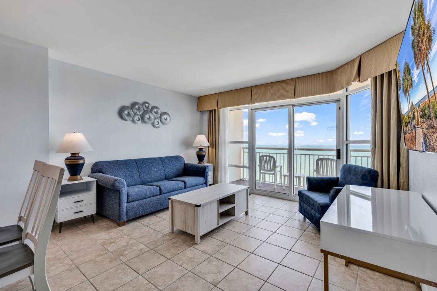 Building Photo - 2506 N Ocean Blvd