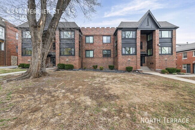 Building Photo - 4337 Mercier St