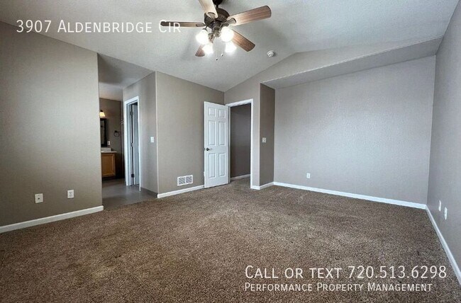 Building Photo - 3907 E Aldenbridge Cir