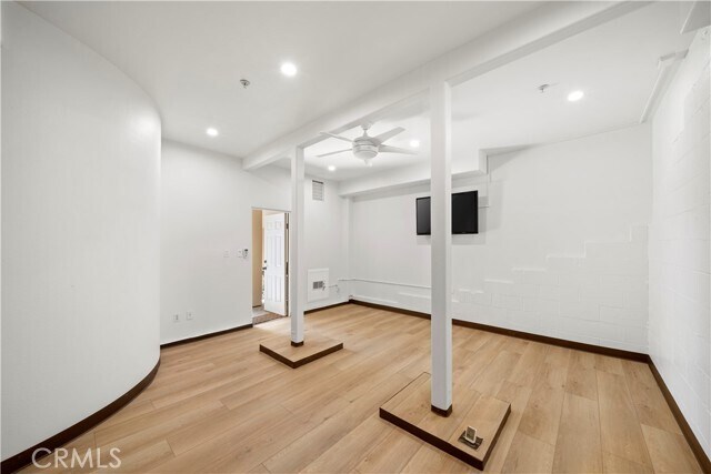 Building Photo - 142 Sidney Bay Dr