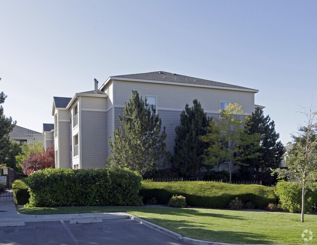 The Enclave Apartments 8455 Offenhauser Dr Reno NV 89511 Apartment