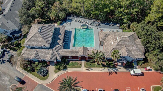 Building Photo - 15205 Harbour Vista Cir