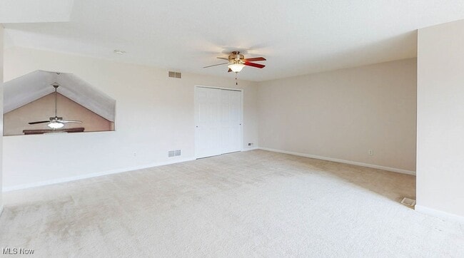 Building Photo - 4586 Creekside Dr