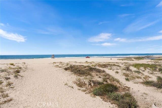 Building Photo - 7304 W Oceanfront