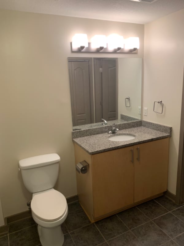 Building Photo - 390 17th St