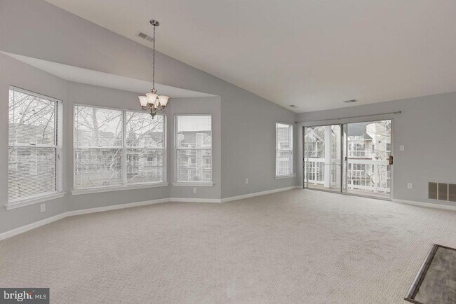 Building Photo - 20579 Snowshoe Square