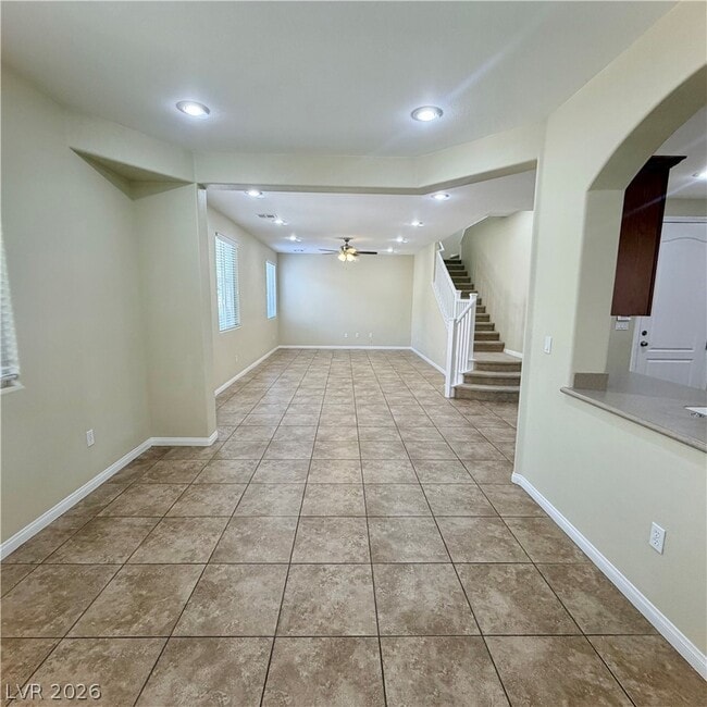 Building Photo - 7312 W Mesa Vista Ave
