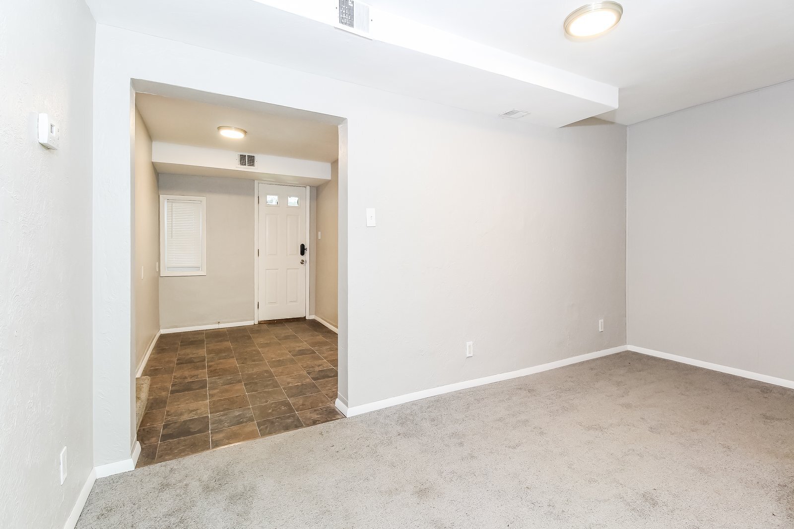 Building Photo - 1407 Maple Ave