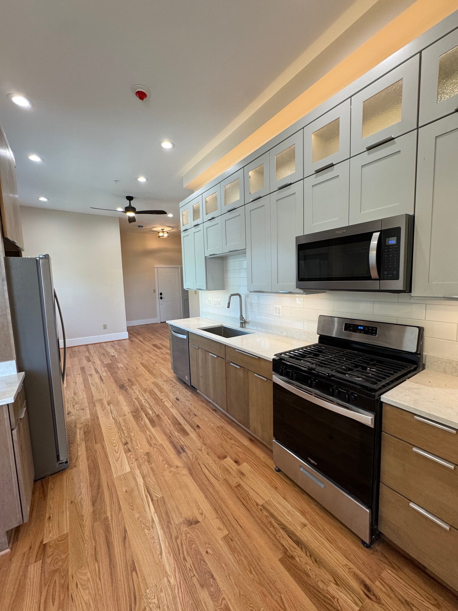 Brand New Appliances - 2031 Maryland Ave