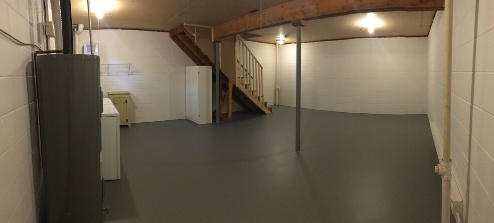 Full Private Unfinished Basement - 334 4th St N