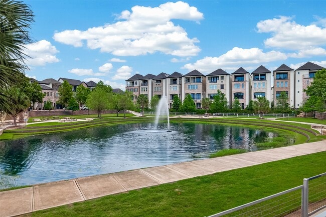 Building Photo - 2703 Kinsley Oaks Dr