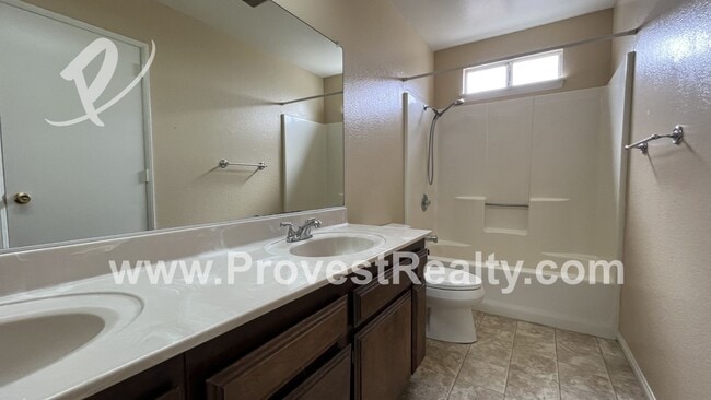 Building Photo - 3 Bed, 2 Bath Helendale Home!!!