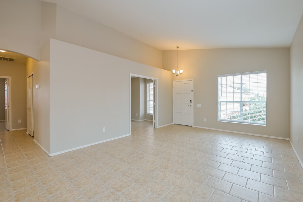 Building Photo - 10030 E English Woods Rd