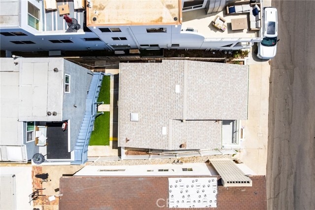Building Photo - 413 21st St