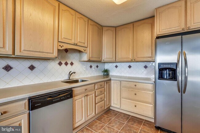 Building Photo - 11801 Rockville Pike