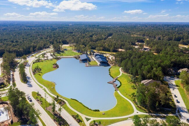 Building Photo - 17159 Sandstone St