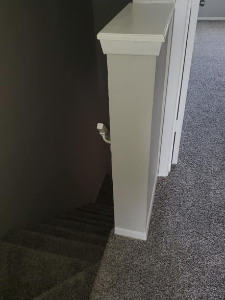 Building Photo - 109 S Las Vegas Trail